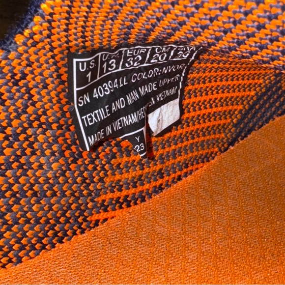 Skechers Kids Blue Slip-On Sneakers. Size 1. - Picture 13 of 15